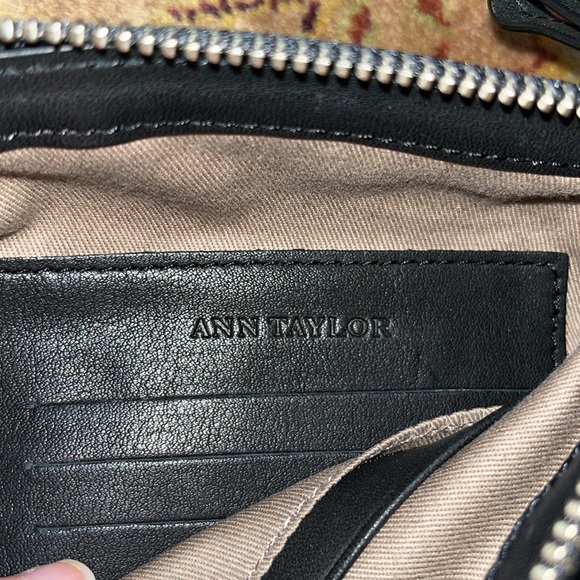Ann Taylor Black sequin zipper pouch - Picture 3 of 5